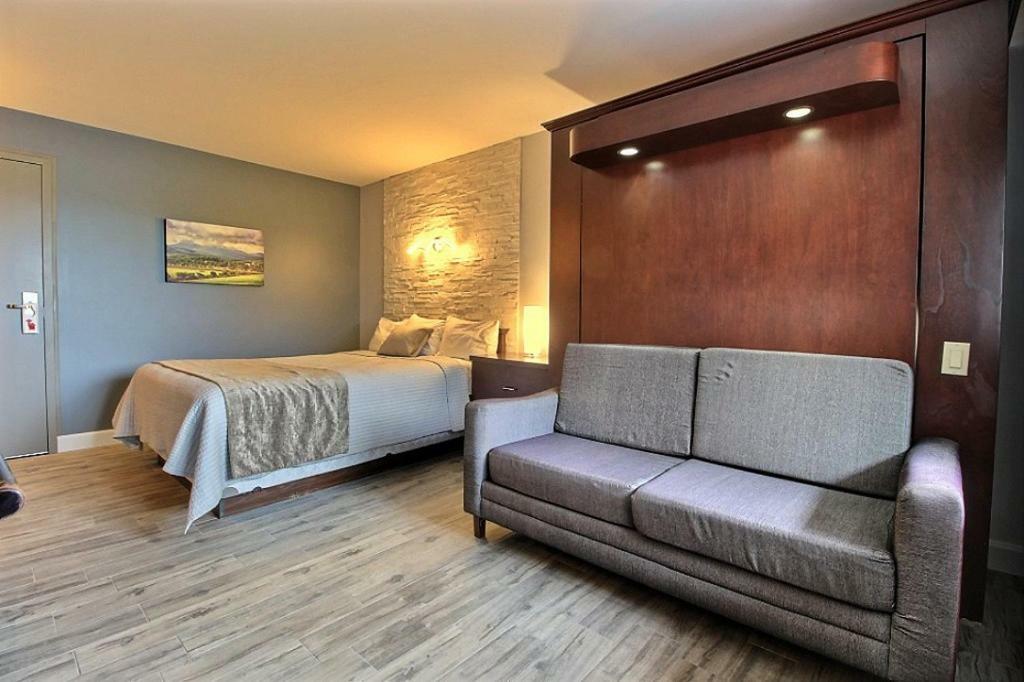 Hotel Motel Le Quiet Lac-Megantic Bagian luar foto